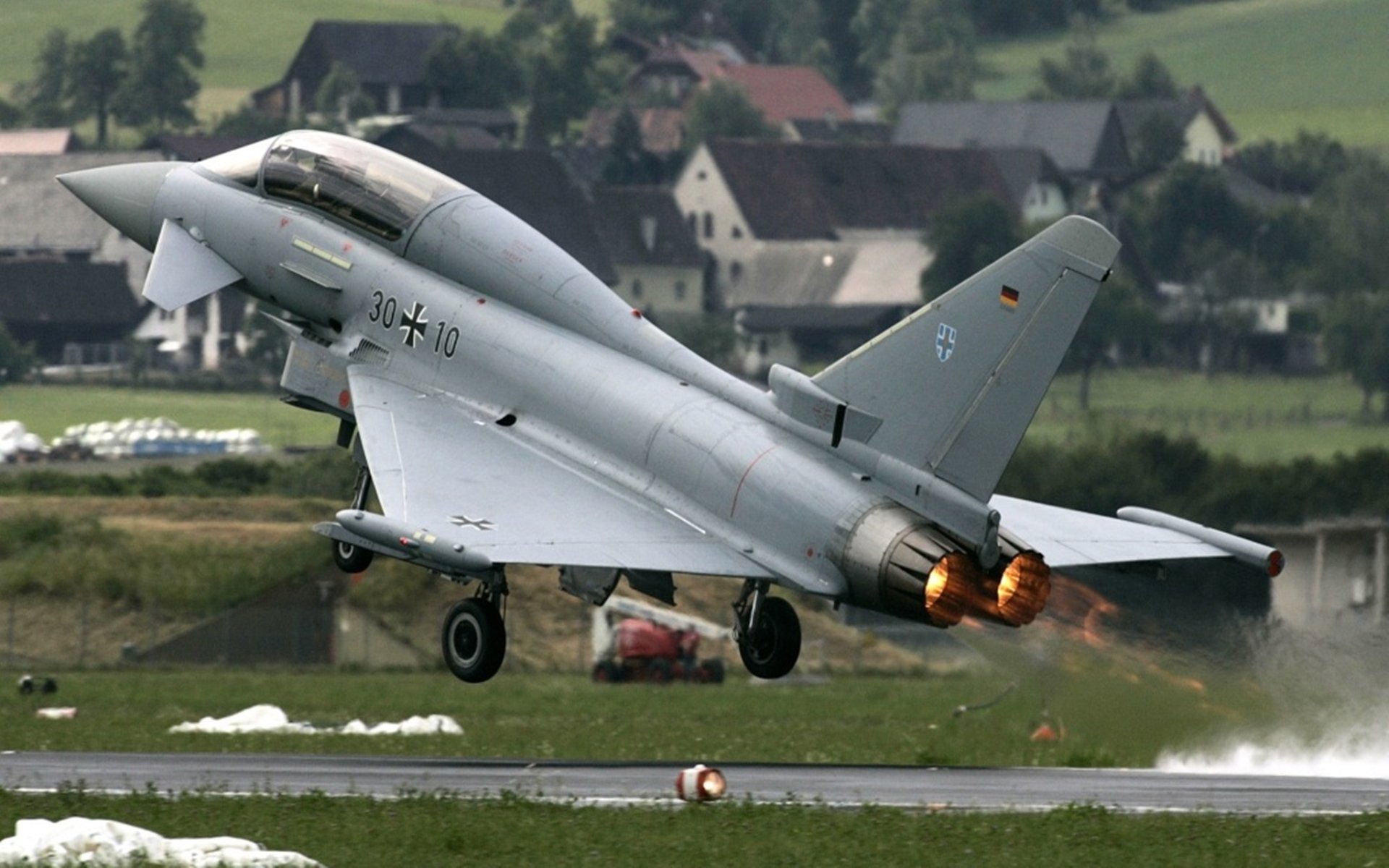 美加墨的钻石之夜,一粒传球如何愈合伤痕,照亮王座