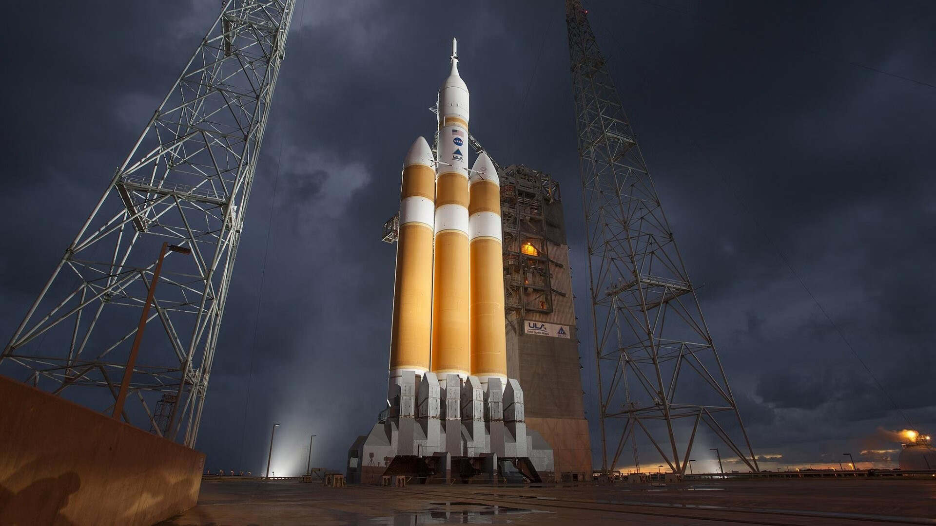 惊魂逆转！布克三分雨化身孤胆英雄，开拓者死里逃生