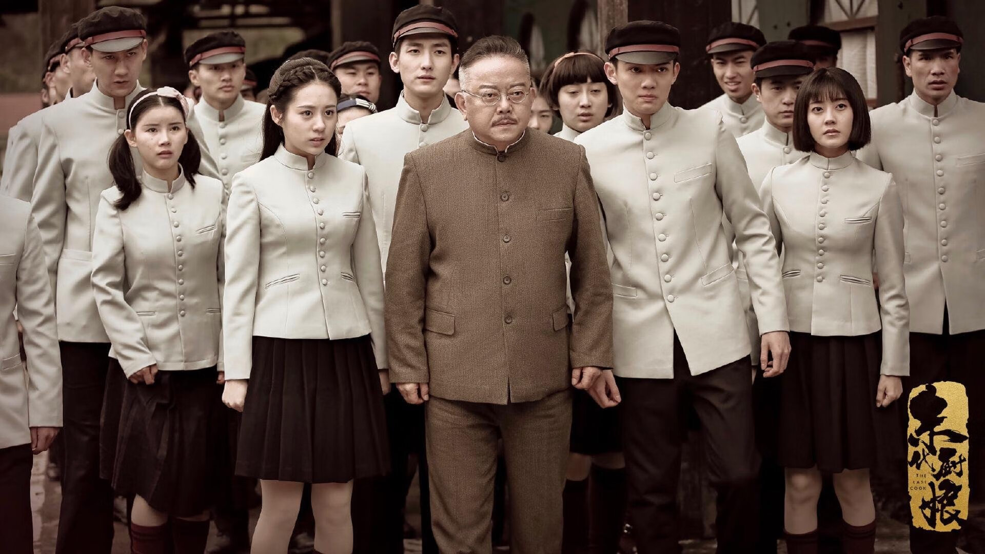 虚拟巅峰对决，深圳队战术强压尼克斯，哈利伯顿44分加冕硬仗之王