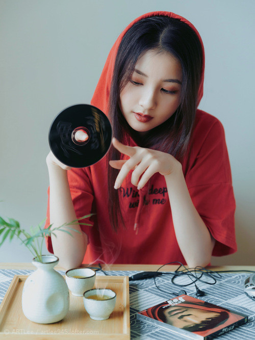 胜利属于广厦，但今夜亚特兰大只谈论一个名字