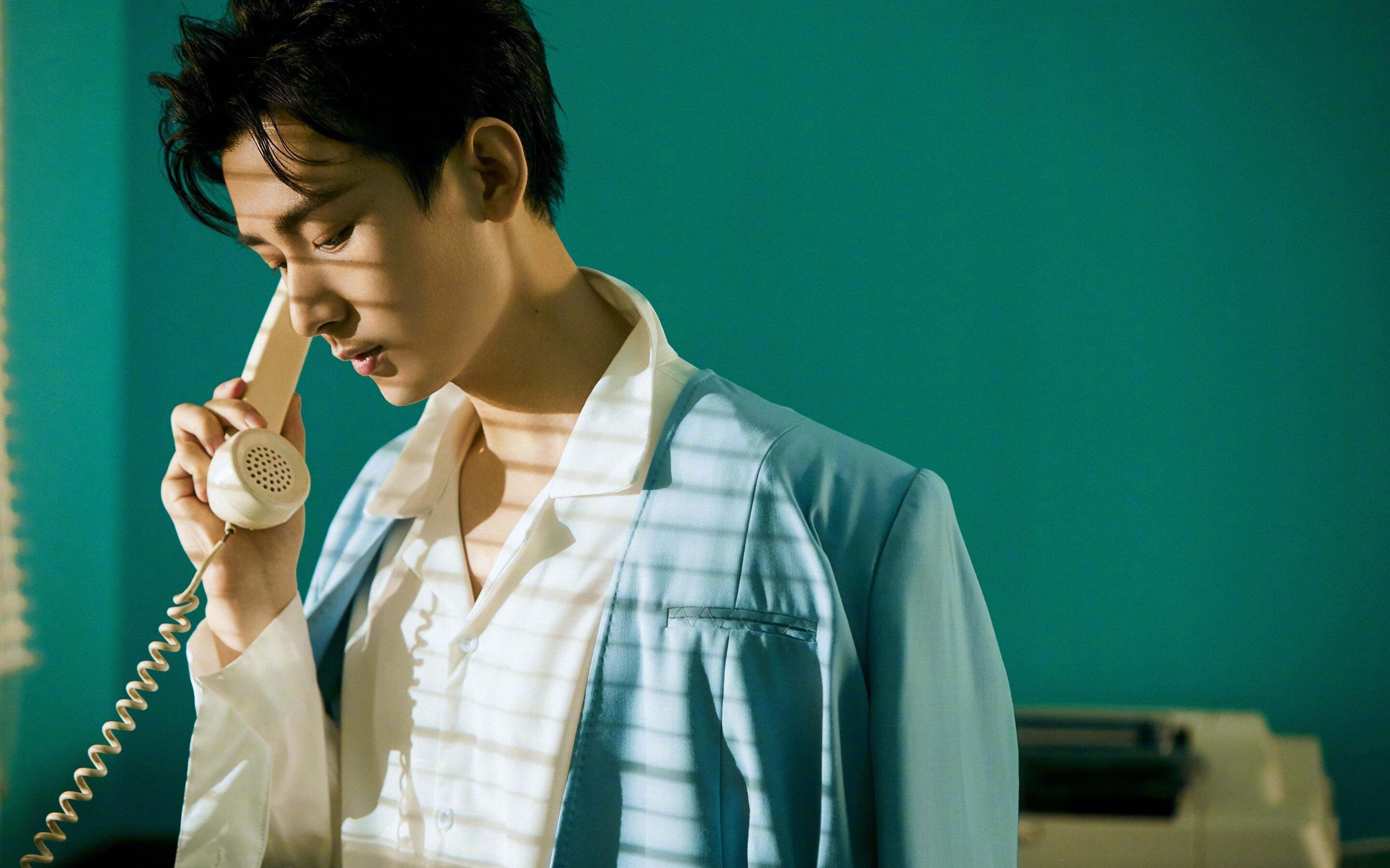 爱游戏官方入口-橙色闪电，那个夜晚，皮克如何以F1般的精准统治攻防两端